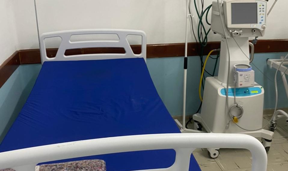 Prefeito Paulinho Sasaki aumenta número de leitos no hospital e determina uma série de medidas emergenciais contra a Covid-19