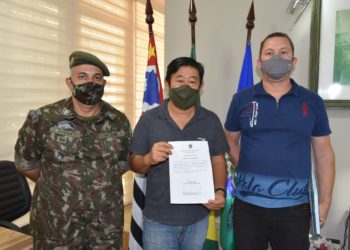 Prefeito Paulinho Sasaki é empossado presidente da Junta Militar
