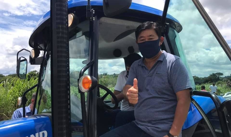 Prefeito Paulinho Sasaki participa da carreata contra aumento do ICMS