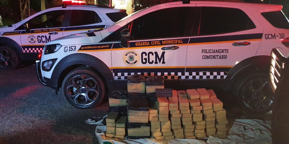 Helicóptero que caiu em Ibiúna carregava mais de 240kg de cocaína