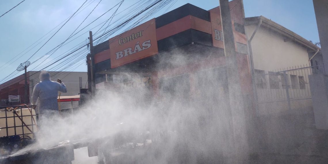 Prefeitura de Ibiúna intensifica pulverização das ruas do município