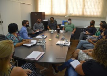 Prefeito Paulinho Sasaki recebe representante do Sebrae