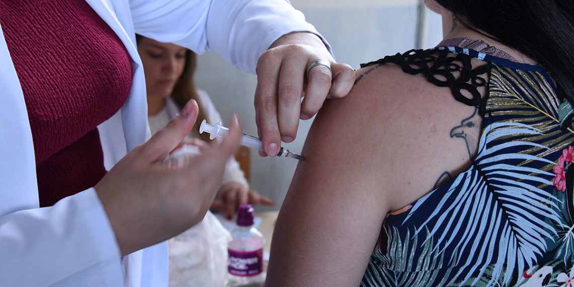 Ibiúna distribui últimas doses da vacina contra H1N1