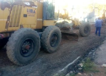 Prefeitura faz serviço de recomposição da base e recapeamento nos bairros Vila Pitico e Laval