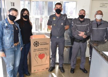 Polícia Militar doa agasalhos e cobertores para o Fundo Social