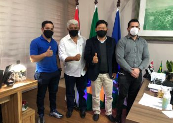 Prefeito Paulinho Sasaki recebe visita do deputado estadual Sargento Neri