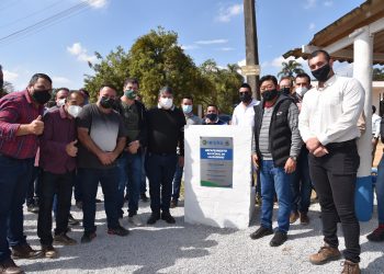Prefeito Paulinho Sasaki entrega recapeamento da Estrada do Lageadinho