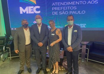 Ibiúna participa de evento com Ministro da Educação