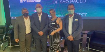 Ibiúna participa de evento com Ministro da Educação