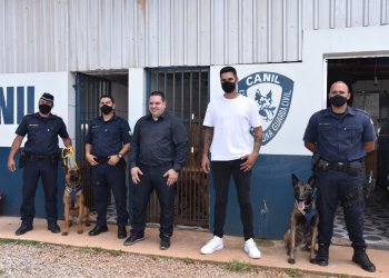 Prefeitura recebe doação de acessórios para canil da GCM