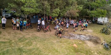 Ibiunenses realizam protesto contra crise hídrica na região