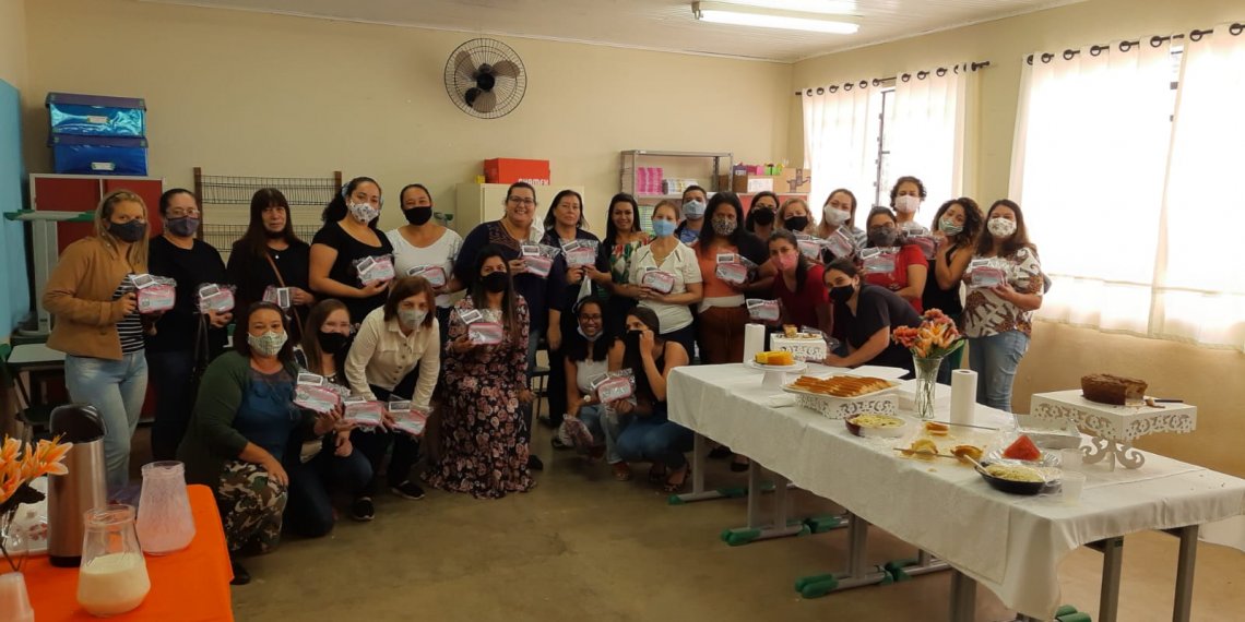 E.M. ‘Vereador Lourival Correia de Araújo’ realiza palestra em homenagem ao Dia do Professor