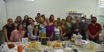 Secretaria de Educação realiza café em homenagem ao Dia do Professor