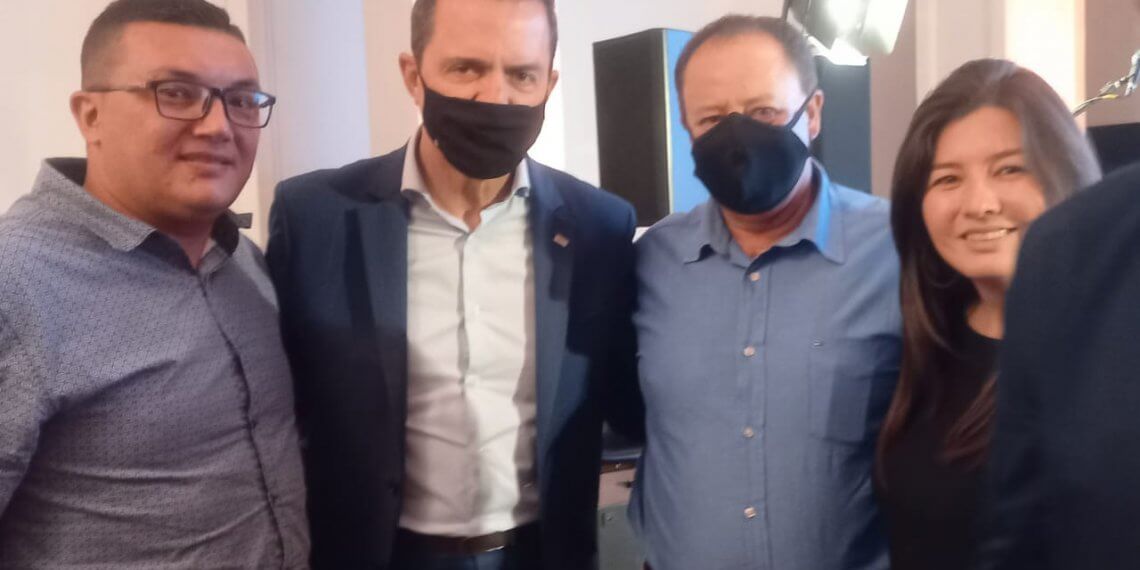 Secretaria de Agricultura participa de evento com secretário Estadual