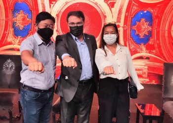 Prefeito Paulinho Sasaki assina convênio para construção de anfiteatro