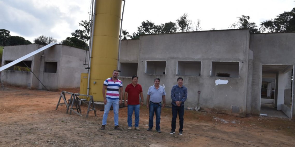 Diversas obras estão em andamento em vários bairros da cidade