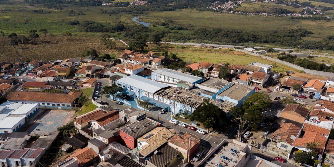 Em andamento a segunda fase da reforma do telhado do Hospital Municipal