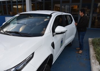 Prefeitura recebe carro 0km e equipamentos para aumentar fiscalização