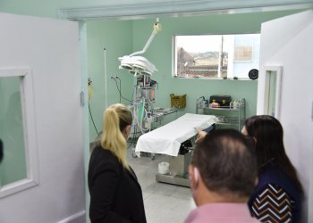 Diretora do Departamento Regional de Saúde visita Hospital Municipal