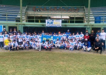 Alunos da Rede Municipal participam de evento da Major League Baseball