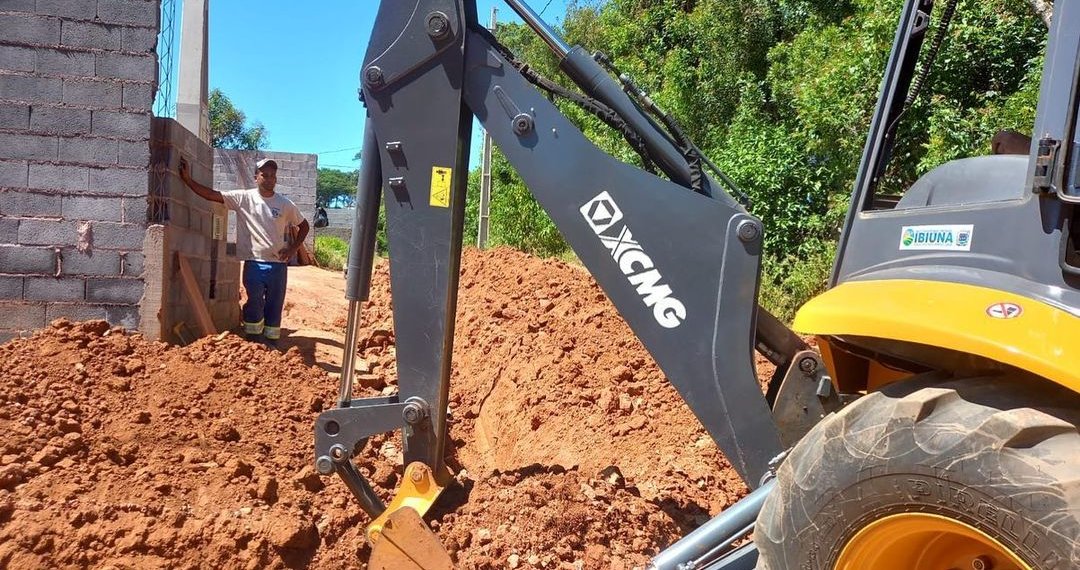INSTALAÇÃO DE ENCANAMENTO DE ÁGUA NO BAIRRO PURIS