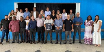 DIA DA BÍBLIA REÚNE FIÉIS NO CENTRO OLÍMPICO