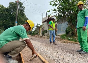 OBRAS DE ASFALTO NA RUA PROJETADA E – LAVAL II