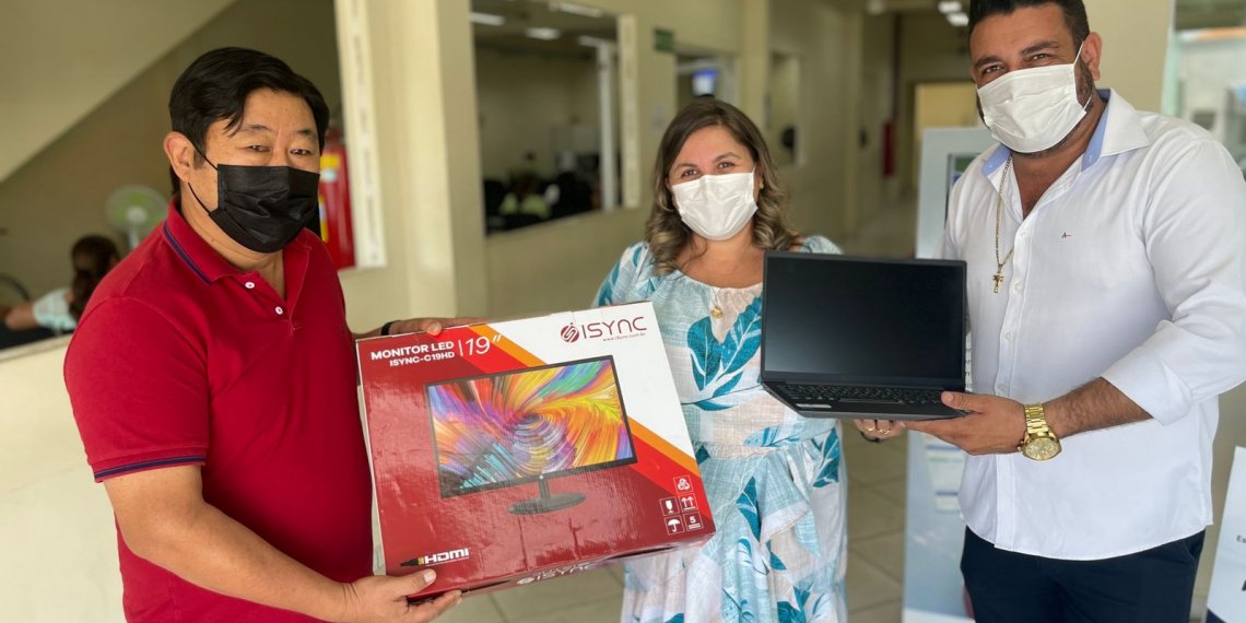 Centro de Especialidades recebe novos computadores