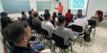 Curso ensina profissionais a decolarem suas vendas