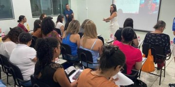 “DESCUBRA-SE” – Palestra aborda aspectos comportamentais da mulher