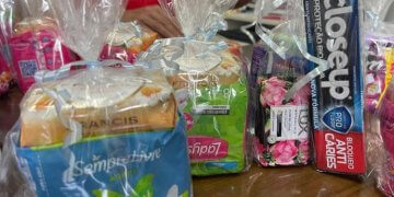 FUNDO SOCIAL DISTRIBUI KITS DE HIGIENE GRATUITAMENTE