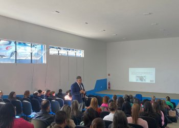PALESTRA PARA GESTORES E PROFESSORES MUNICIPAIS