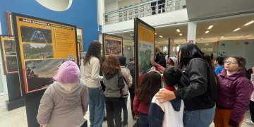 Alunos visitam exposição “Meio Ambiente & Turismo Paulista” na Prefeitura