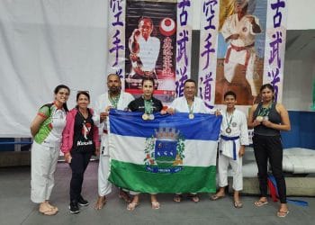 Alunos de oficina gratuita de Karatê da Prefeitura de Ibiúna conquistam medalhas