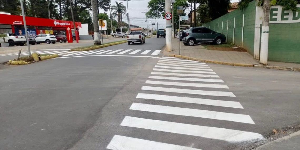 Pintura da sinalização horizontal das vias do centro