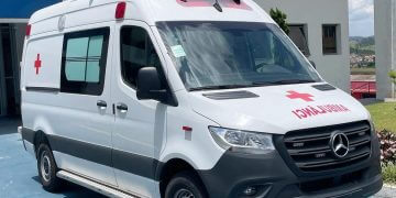 MAIS UMA AMBULÂNCIA PARA A FROTA DA SAÚDE