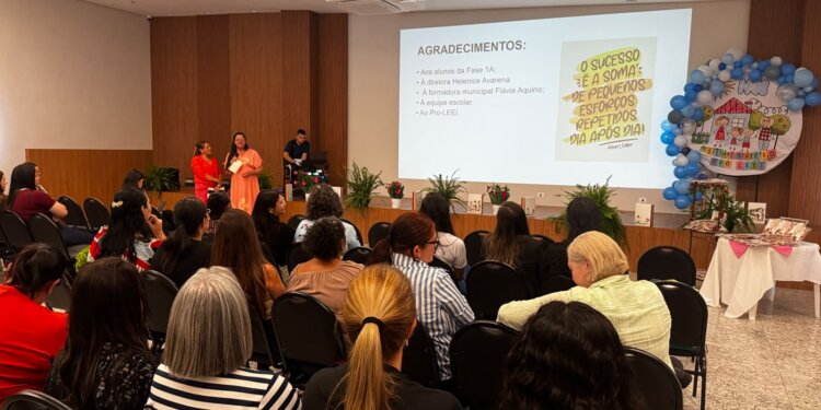 Professores de Ibiúna concluem formação do programa LEEI com apresentação de práticas pedagógicas
